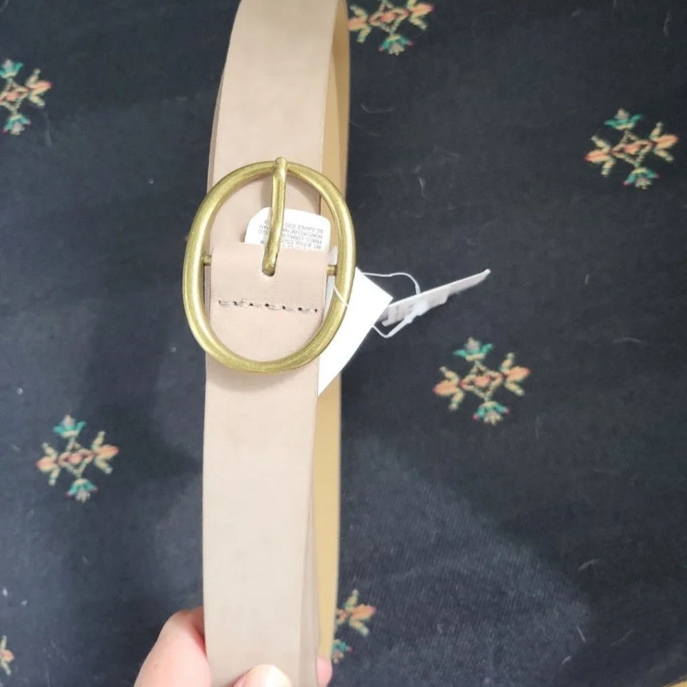 Women’s Tan Belt